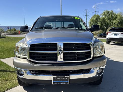 Used 2007 Dodge Ram 2500 Truck SLT w/ Quad Cab Big Horn Value Group AWD/4WD image 9