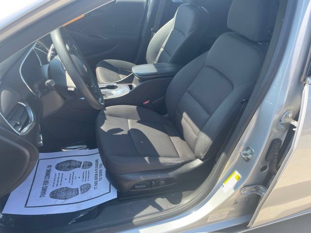 Used 2020 Chevrolet Malibu LT w/ Fleet LT Safety Plus Package FWD image 18