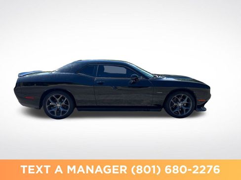 Used 2019 Dodge Challenger R/T RWD image 6
