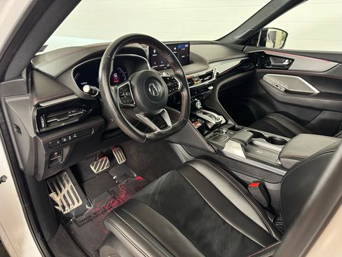 Used 2023 Acura MDX A-Spec image 11