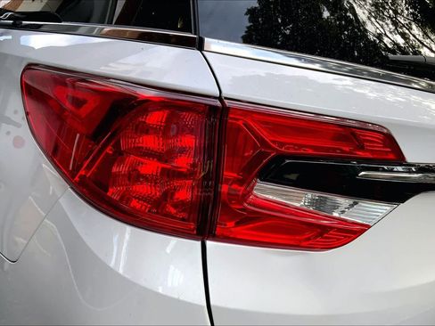 Used 2023 Honda Odyssey Elite image 27