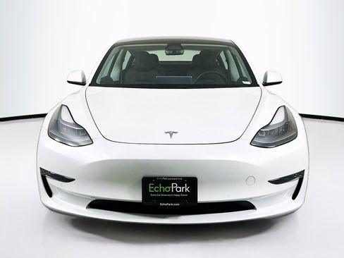 Used 2021 Tesla Model 3 Long Range image 2