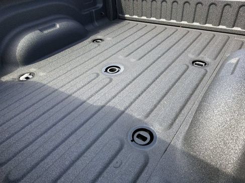 New 2026 RAM 2500 Laramie w/ Night Edition AWD/4WD image 17