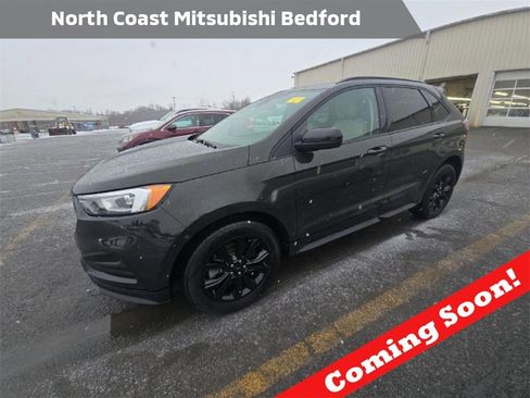 Used 2022 Ford Edge SE w/ Black Appearance Package image 1
