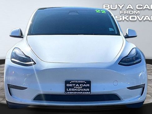 Used 2022 Tesla Model Y Long Range AWD/4WD image 3