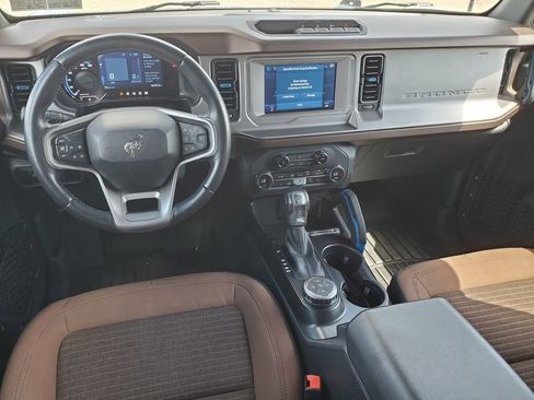 Used 2023 Ford Bronco Outer Banks image 34