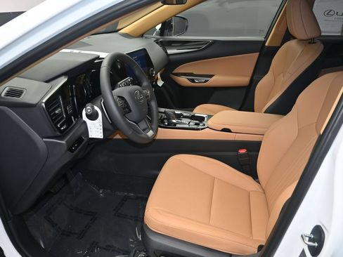 New 2026 Lexus NX 350h FWD w/ Cold Area Package image 11