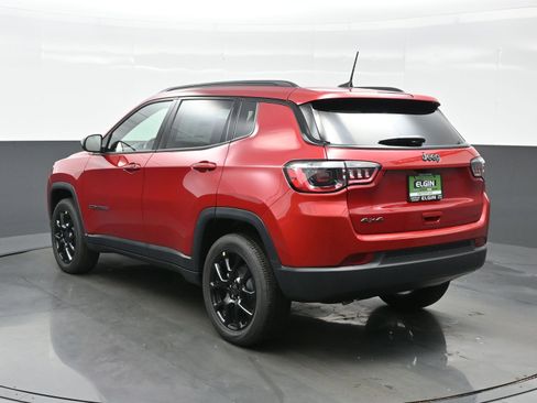 New 2025 Jeep Compass Latitude w/ Sun & Sound Group image 4