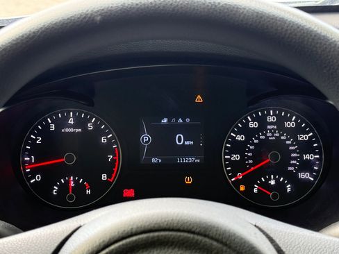 Used 2018 Kia Optima LX image 12