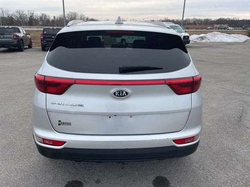 Used 2018 Kia Sportage LX w/ LX Popular Package image 8