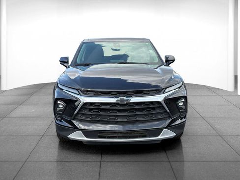 Used 2023 Chevrolet Blazer LT w/ Driver Confidence Package image 2