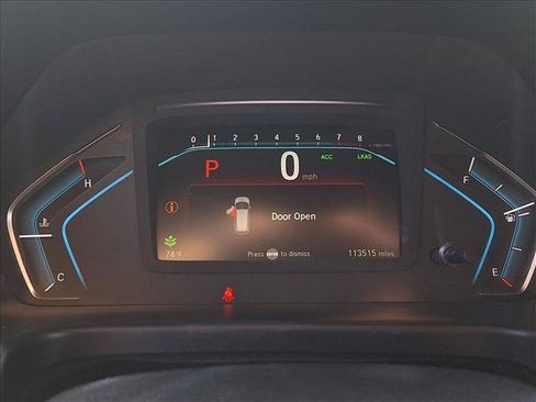 Used 2018 Honda Odyssey Touring image 14