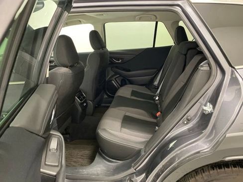 Used 2025 Subaru Outback Premium AWD/4WD image 28