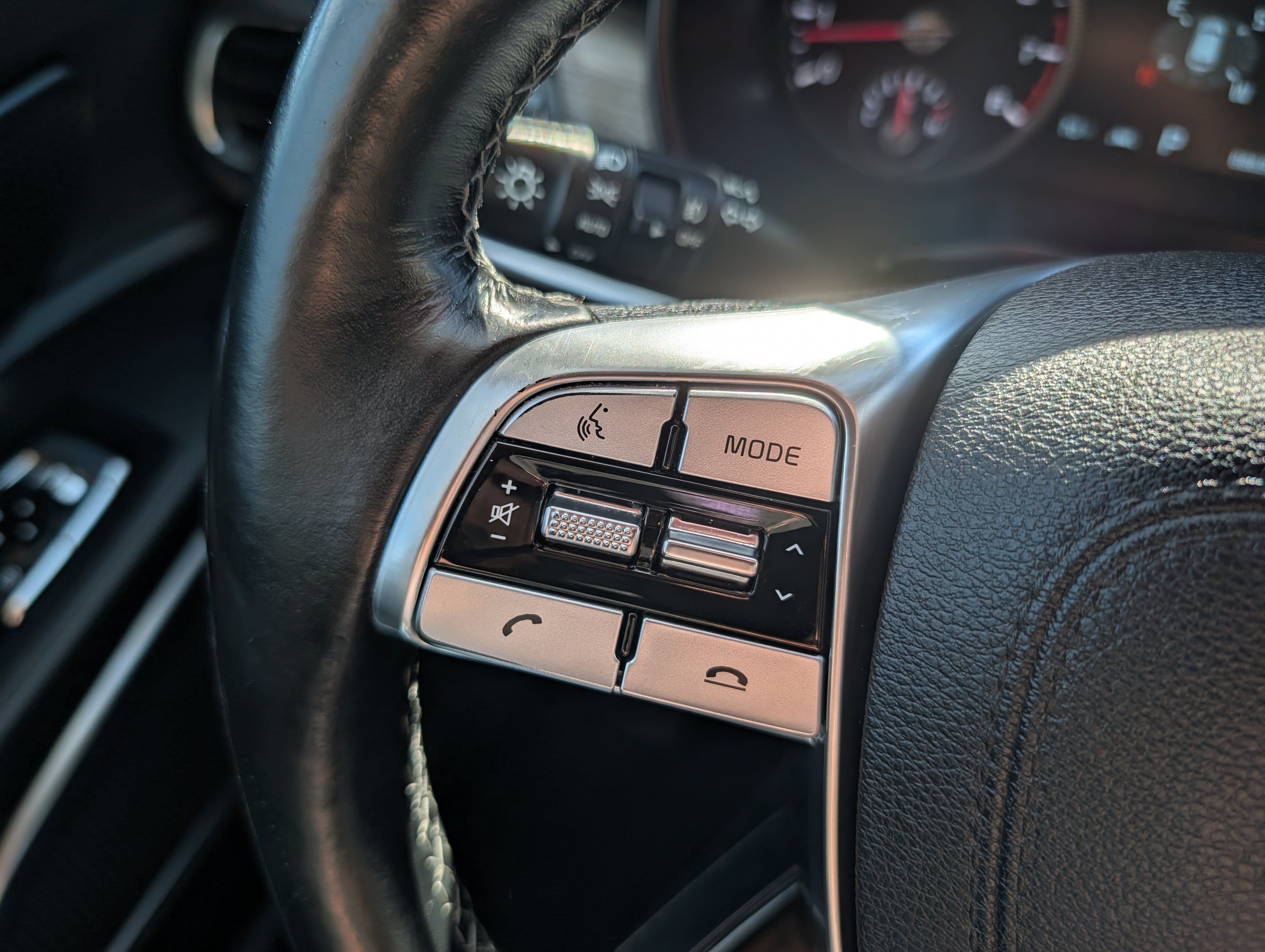 Used 2022 Kia Telluride SX w/ SX Prestige Package AWD/4WD image 30