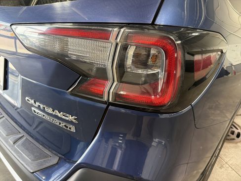 Certified 2022 Subaru Outback Touring XT AWD/4WD image 17