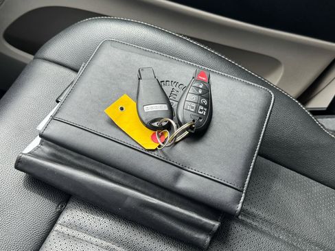 Used 2012 Chrysler Town & Country Touring-L w/ Entertainment Group #2 image 37