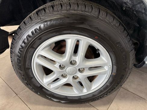 Used 2002 Toyota RAV4 2WD image 10