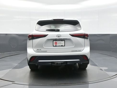 Used 2025 Toyota Highlander Limited AWD/4WD image 8