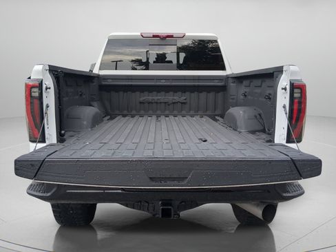 Used 2024 GMC Sierra 2500 AT4X AWD/4WD image 46