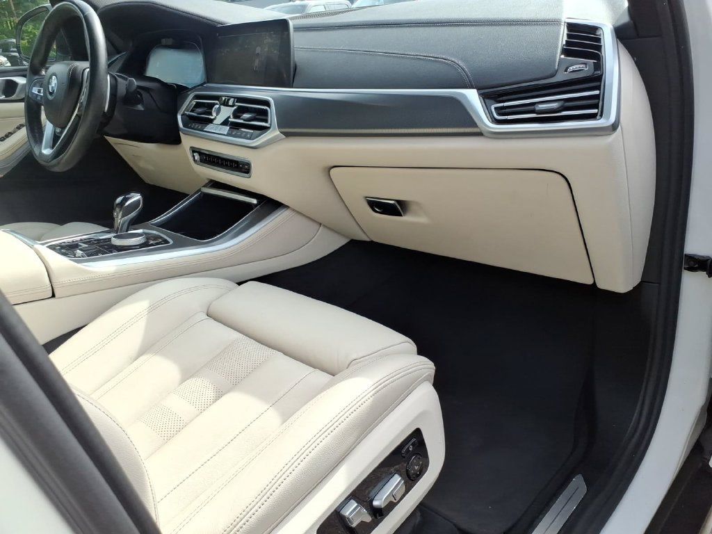 Used 2022 BMW X5 xDrive45e AWD/4WD image 9