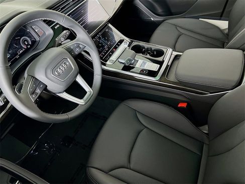 New 2026 Audi Q8 Premium Plus image 23