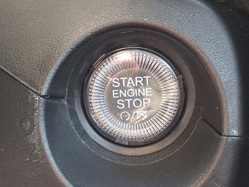 Certified 2023 Jeep Renegade Trailhawk image 24