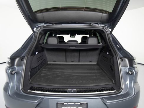 New 2026 Porsche Cayenne S AWD/4WD image 41