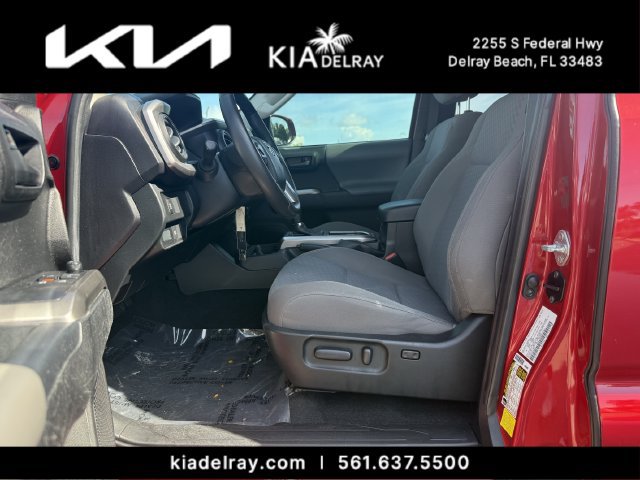 Used 2022 Toyota Tacoma SR5 w/ Technology Package RWD image 17