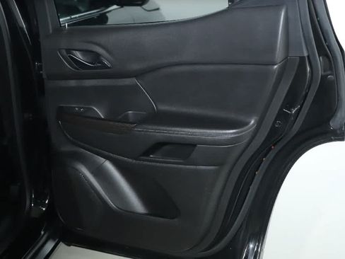 Used 2019 GMC Acadia SLT AWD/4WD image 36