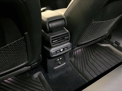 Used 2023 Audi Q4 e-tron Premium Plus w/ Premium Plus image 34