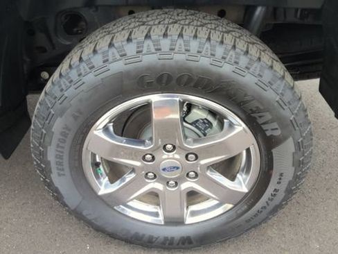 Used 2025 Ford Ranger XLT w/ Chrome Accent Package AWD/4WD image 53
