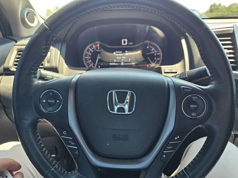 Used 2018 Honda Ridgeline RTL image 8