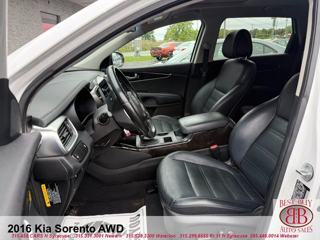 Used 2016 Kia Sorento EX AWD/4WD image 10