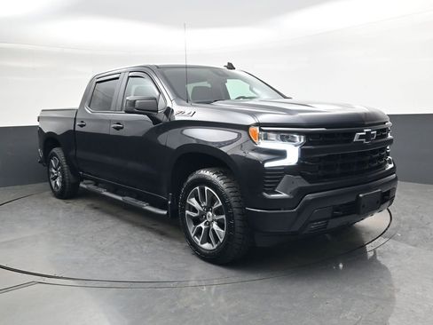 Used 2022 Chevrolet Silverado 1500 RST image 1