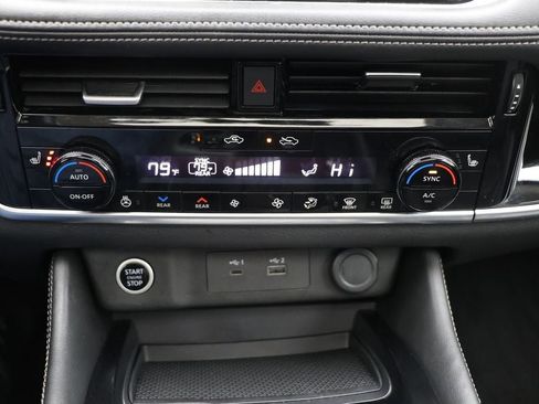 Used 2023 Nissan Rogue SL w/ SL Premium Package AWD/4WD image 23
