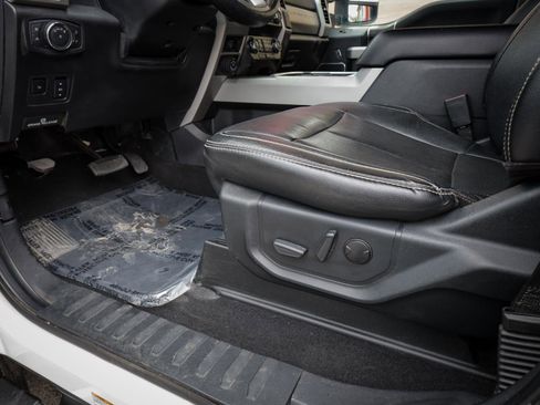 Used 2020 Ford F450 Lariat w/ Lariat Ultimate Package image 14