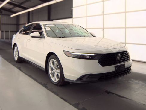 Used 2023 Honda Accord LX image 6