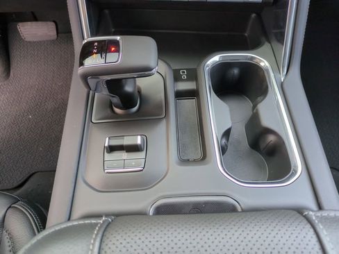 New 2026 GMC Sierra 1500 Denali w/ Denali Reserve Package image 13