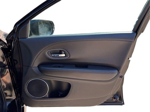 Used 2016 Honda HR-V EX-L image 34