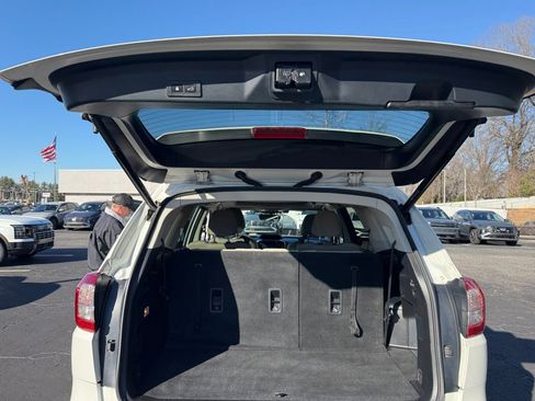 Used 2021 Subaru Ascent Premium w/ Sport Package image 19