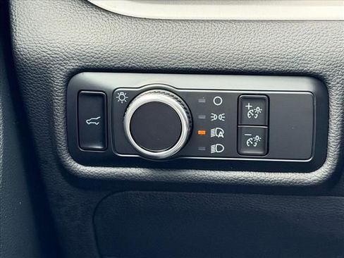 Certified 2023 Ford Explorer XLT AWD/4WD image 23
