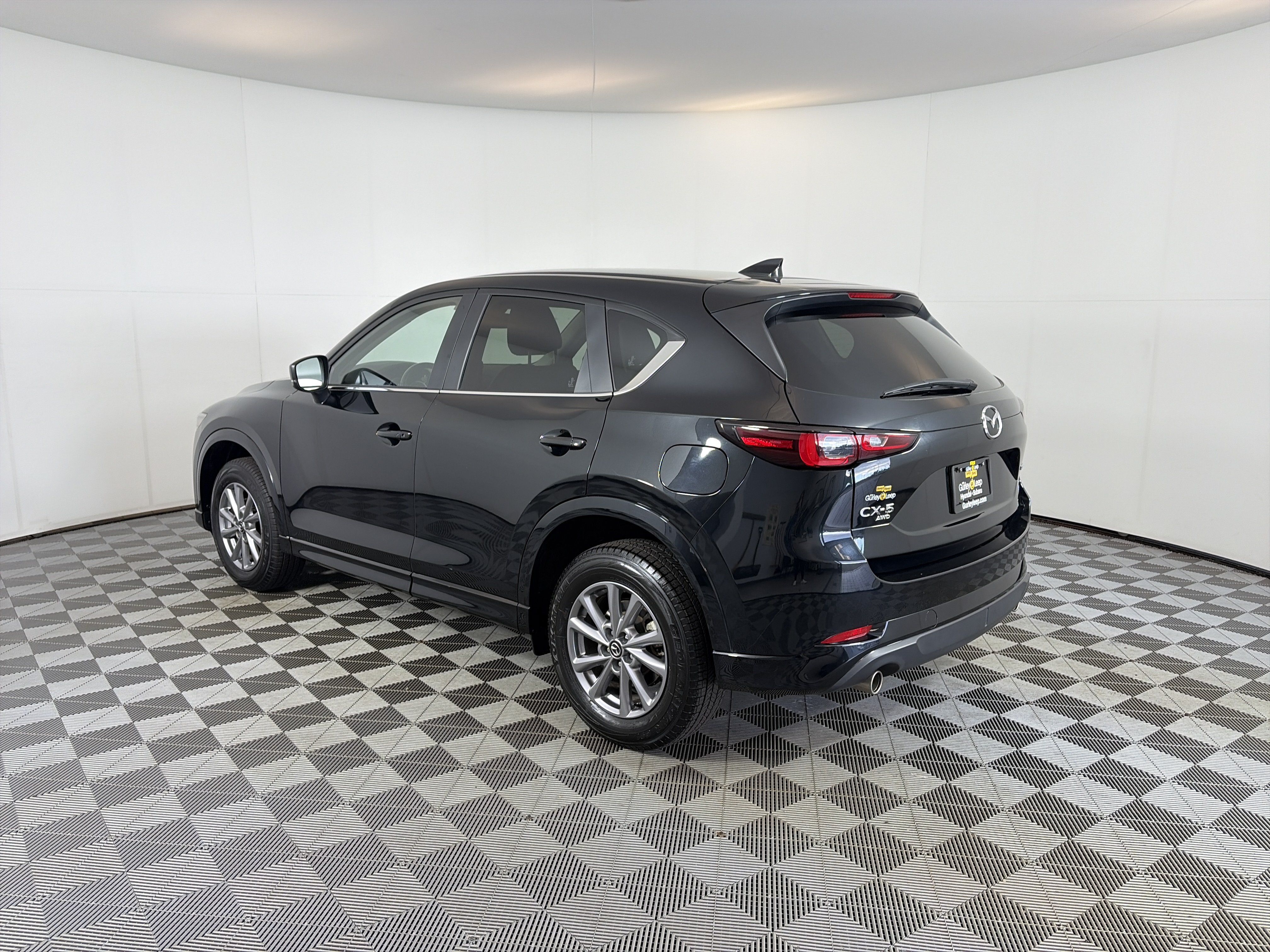 Used 2025 MAZDA CX-5 AWD 2.5 S w/ Preferred Package image 8