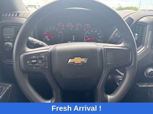 Used 2024 Chevrolet Silverado 1500 Custom RWD image 5