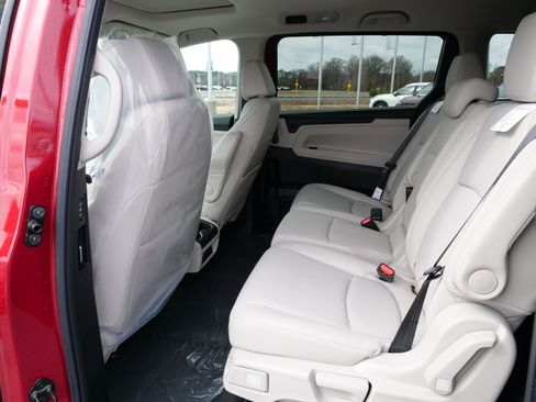 New 2026 Honda Odyssey EX-L image 16