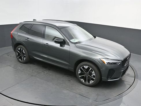 New 2026 Volvo XC60 B5 Plus w/ Climate Package AWD/4WD image 28