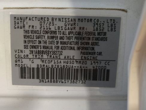 Used 2025 Nissan Sentra S image 33
