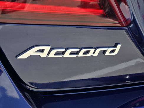Certified 2017 Honda Accord LX image 31