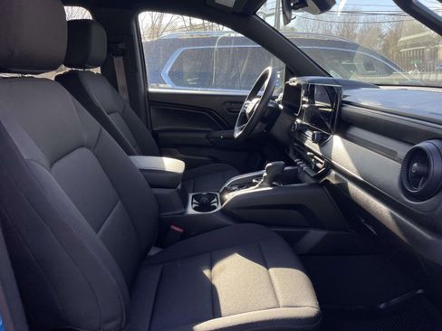 Used 2024 Chevrolet Colorado Trail Boss w/ Advanced Trailering Package image 12