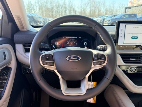 New 2026 Ford Explorer Active w/ Active Comfort Package image 29