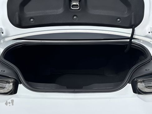 Used 2023 Chevrolet Camaro SS image 8